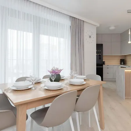 Apartamento Bright Tarasy Baltyku By Renters Gdansk