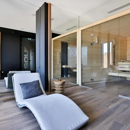 Bright Tarasy Baltyku By Renters * Gdansk